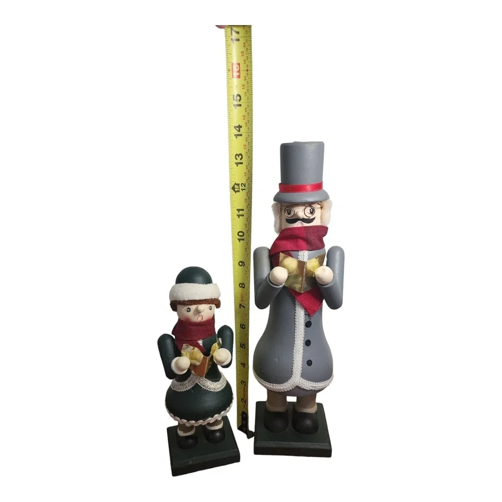 Hand-crafted Christmas Time‎ Wooden Carolers Figurines Holiday Decor Collectible